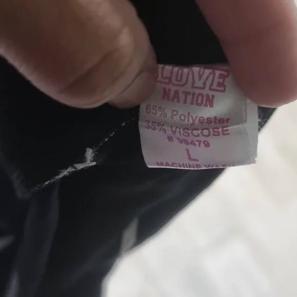 Basic Short - Picture 4 of 4